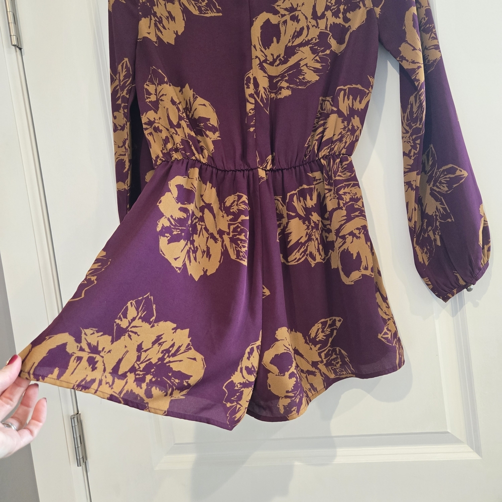 Everly Purple Floral Long Sleeve Tie Front Romper Women’s Size S Regular - Picture 4 of 7